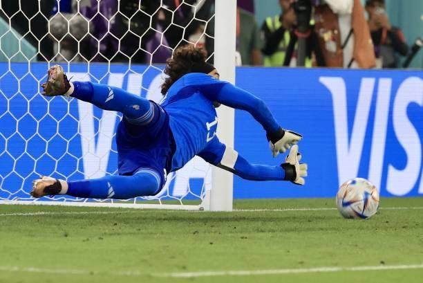 九游官方平台-力拒点球只手遮天！“墨西哥吴镇宇”专为世界杯而生